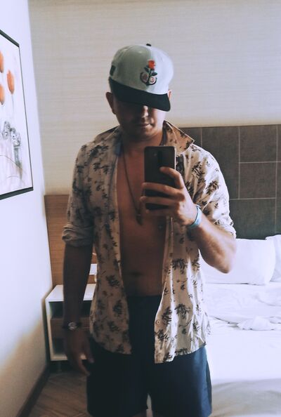  ,   Mikhail, 30 ,   ,   