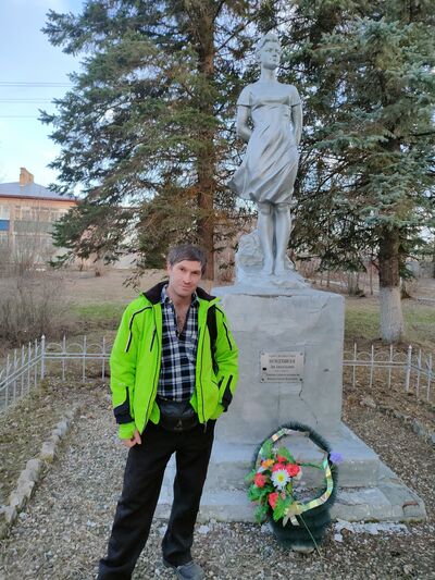 -,   Nikolas, 25 ,   ,   , c , 