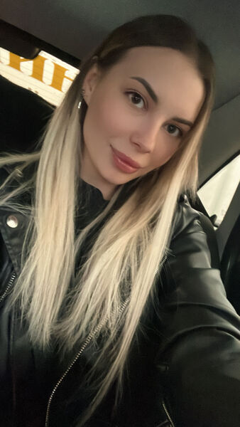  ,   Alina, 26 ,     