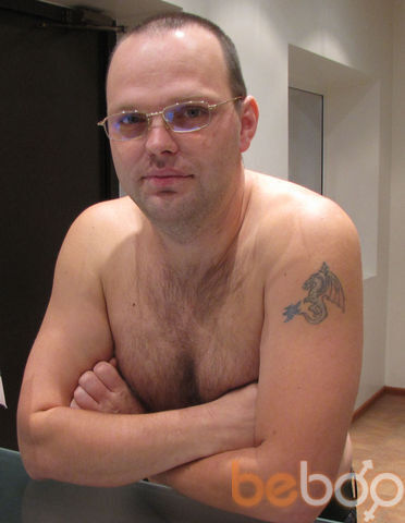  ,   Mifka, 49 ,  