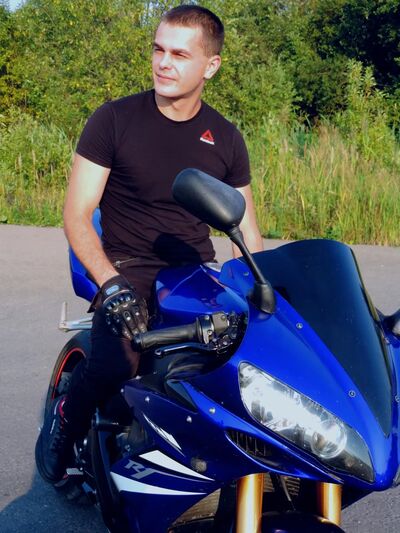 ,   Denis, 32 ,   ,   
