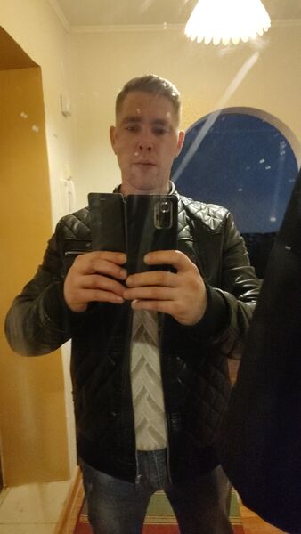  ,   Stepan, 32 ,   ,   