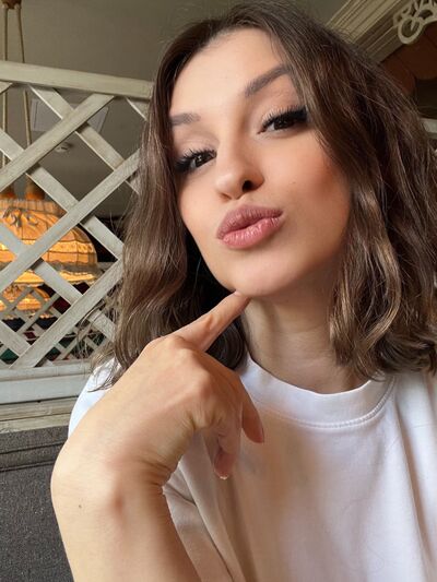  ,   Anastasia, 33 ,   ,   