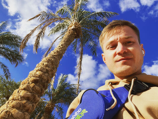  --,   Evgenii, 30 ,   ,   , c , 