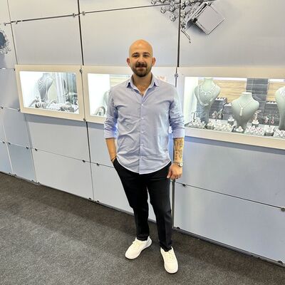  Ortakoy,   Gulbenk, 28 ,   ,   , c 