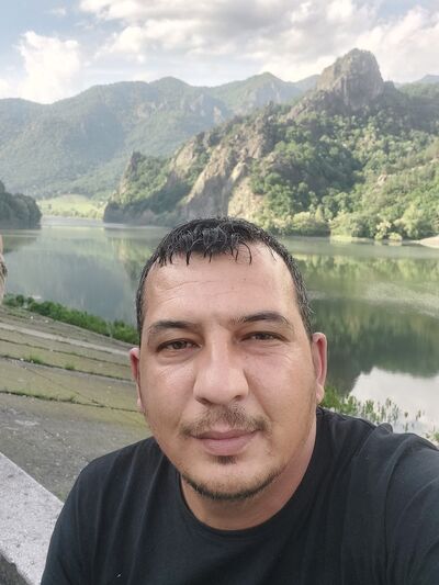  ,   Lokman, 36 ,   ,   