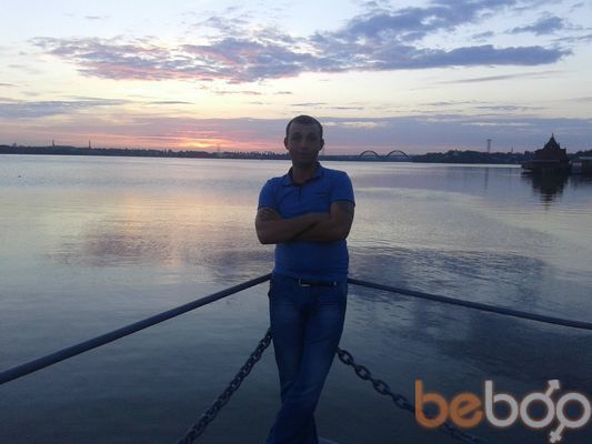  ,   Robert, 40 ,   , 