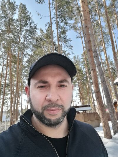  ,   Gosha, 39 ,   ,   