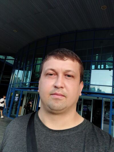 ,   Viktor, 35 ,   c 