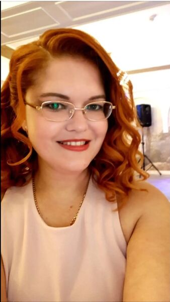  ,   Kristina, 39 ,   c 