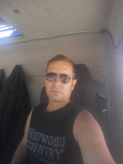  ,   Valeri, 57 ,     , c 