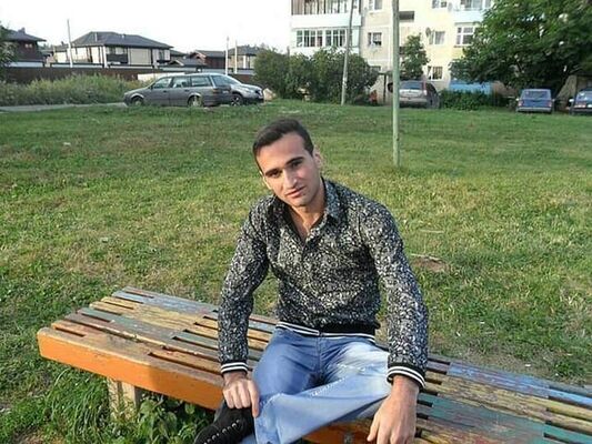  ,   Artur, 36 ,   ,   , c 