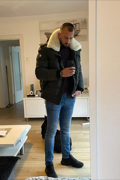  Budacka Rijeka,   Adnan, 35 ,   ,   
