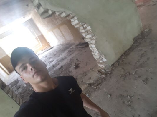  --,   , 25 ,     , c 