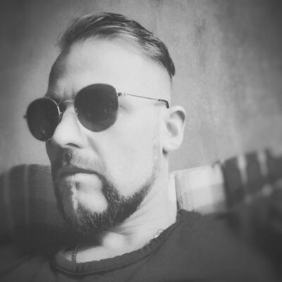  ,   Mikki, 35 ,   ,   , c , 