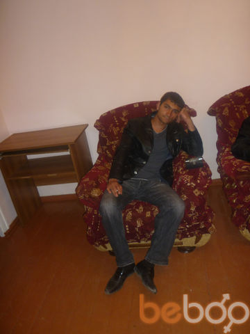  ,   Sergey, 35 ,   