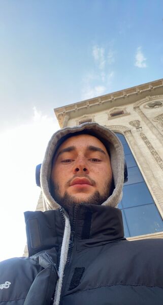  ,   Emir, 20 ,   ,   