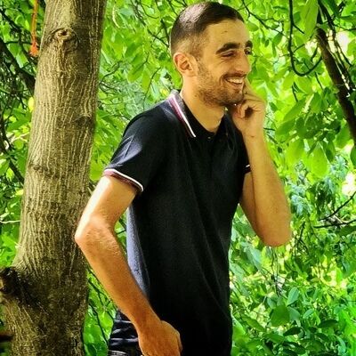  ,   Arman, 25 ,   ,   