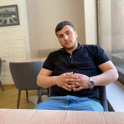  ,   Artyom, 24 ,     , c 