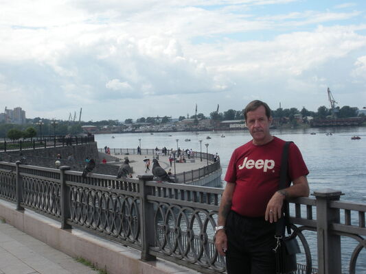  ,   Vicont, 65 ,   