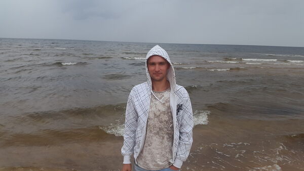  ,   Cerega, 37 ,  