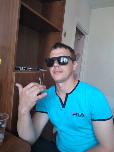  ,   Kirill, 33 ,   ,   , c 