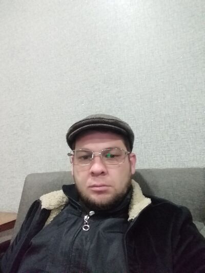  ,   Aziz, 37 ,   ,   