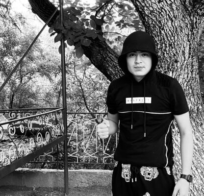  ,   Ilkhomiddin, 24 ,     , c 