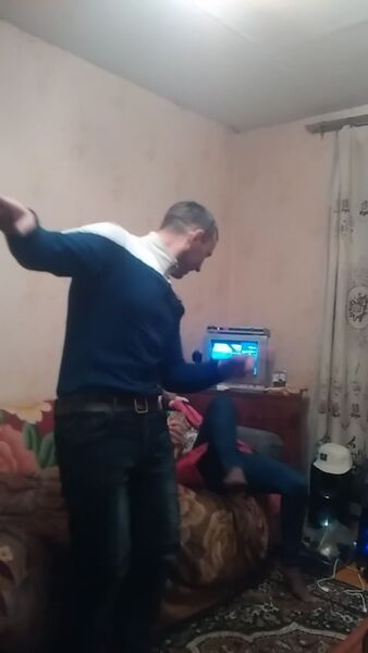  ,   Slava, 39 ,   ,   , c 