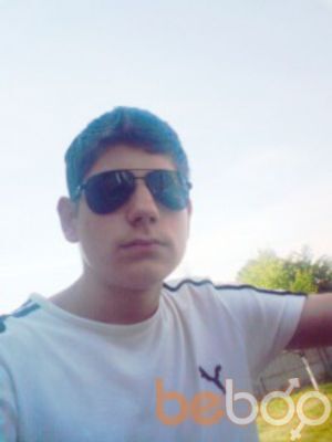  ,   Denis, 32 ,     , c 