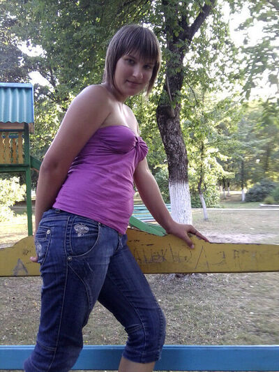 Знакомства Волгоград, фото девушки Ксения, 23 года, познакомится для флирта, любви и романтики, cерьезных отношений, переписки