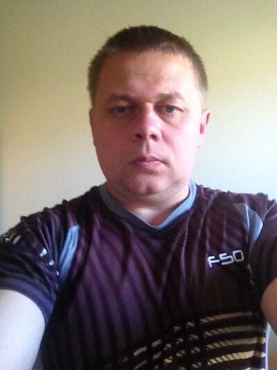  ,   Maikl, 44 ,   ,   , c 