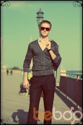  ,   Valentin, 31 ,   