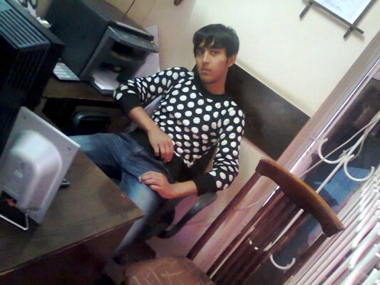  ,   Doniyor, 32 ,   