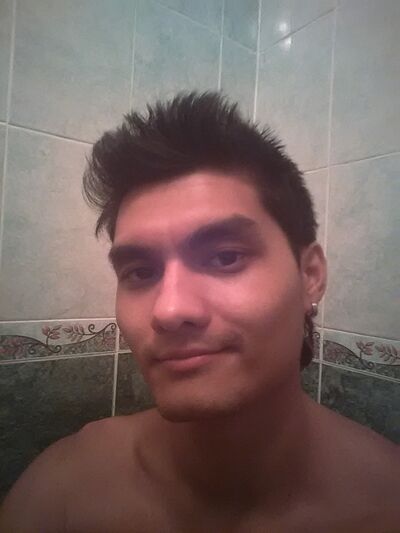  ,   Sanjar, 33 ,   