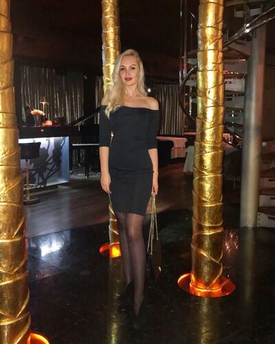 ,   Leyla, 25 ,   ,   