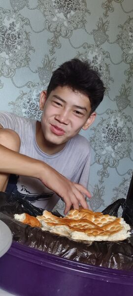  ,   Zara, 19 ,   ,   