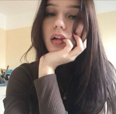  ,   Mariaana, 20 ,   ,   
