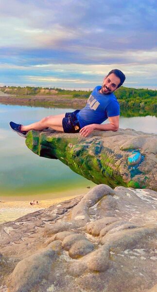  ,   Sam, 31 ,   ,   
