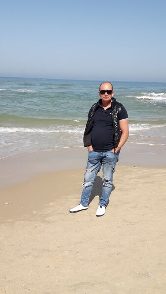  ,   Gheorghe, 54 ,     