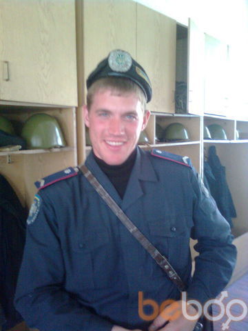  ,   Leonid, 39 ,  