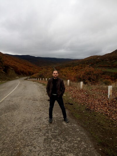  ,   Adil, 41 ,   ,   , c 