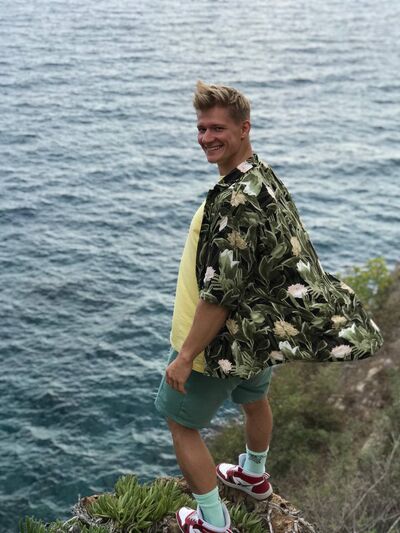  ,   Artem, 27 ,   ,   