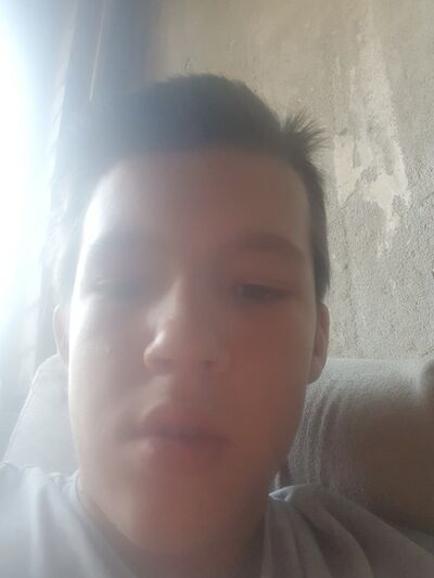  ,   Artyom, 28 ,   ,   
