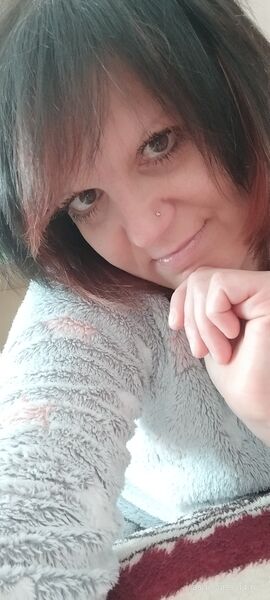  ,   Lana, 40 ,   ,   , c , 
