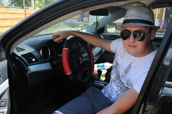 ,   Artur, 34 ,   ,   , c , 