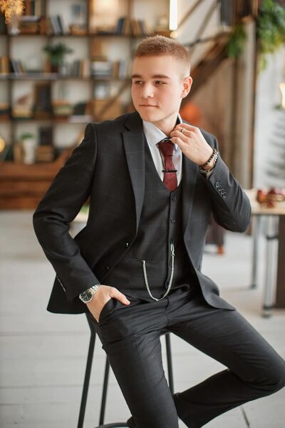  ,   Evgeny, 19 ,   ,   