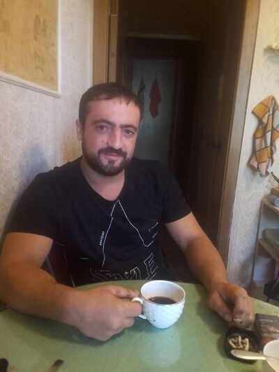 ,   Artur, 34 ,   ,   