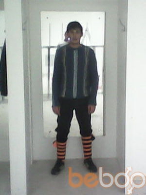  ,   Shodibek, 34 ,  