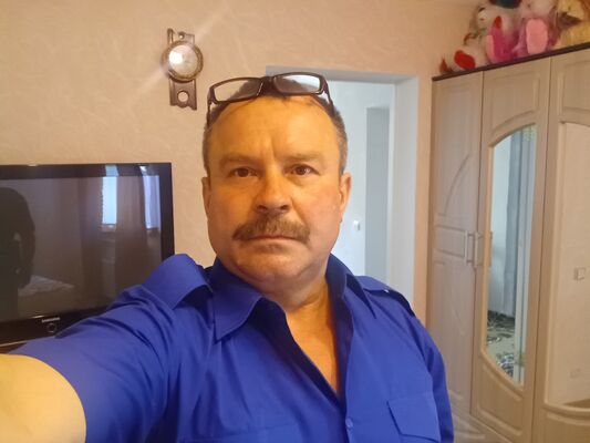 ,   Andrei, 55 ,   c 